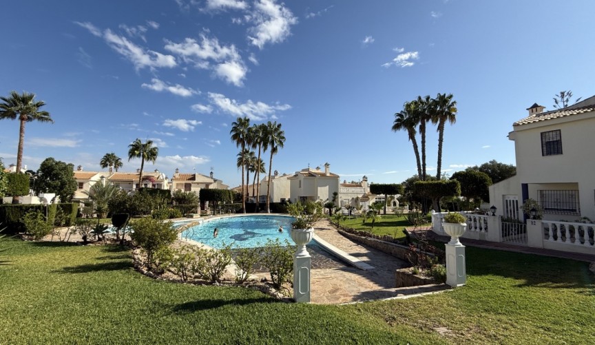 Resale - Apartment -
Torrevieja - Costa Blanca