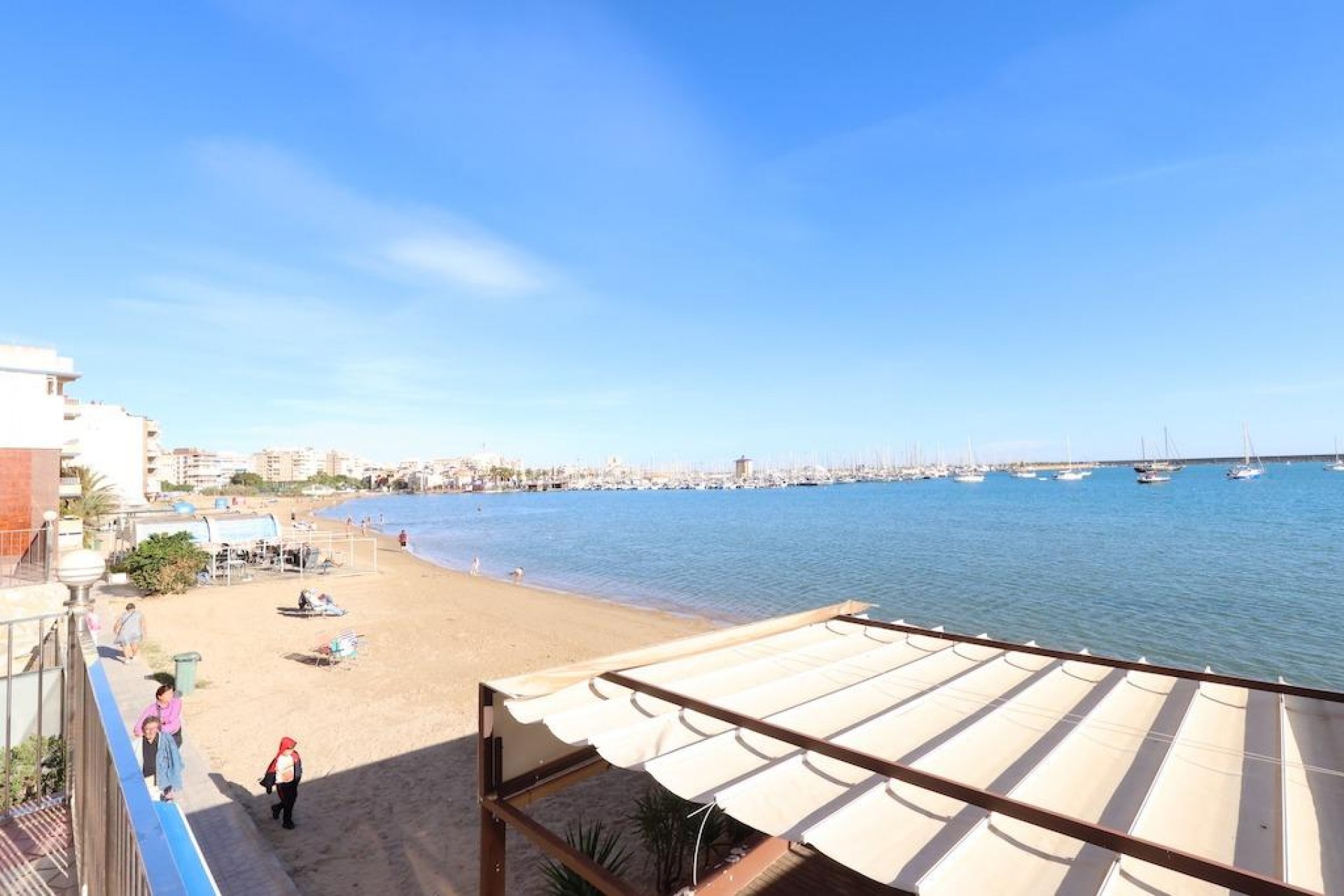 Resale - Apartment -
Torrevieja - Costa Blanca