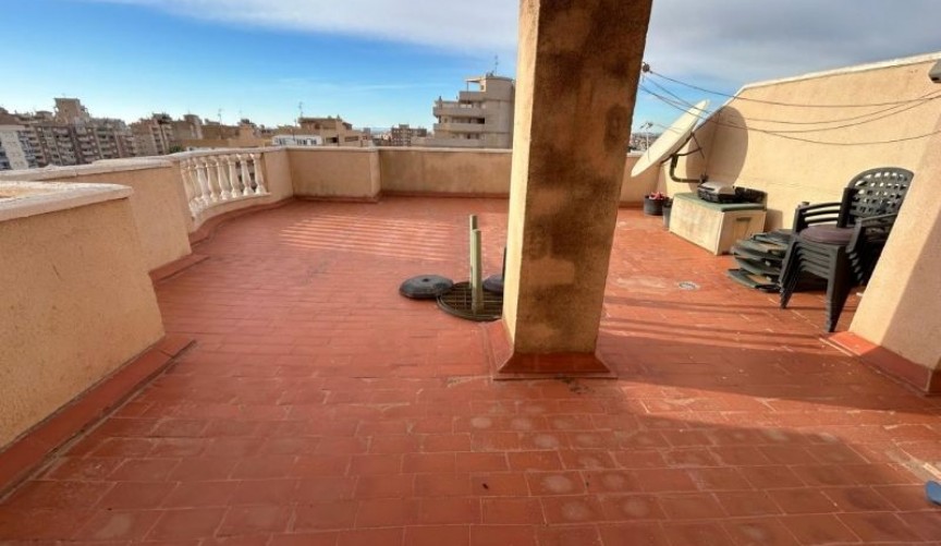 Resale - Apartment -
Torrevieja - Costa Blanca