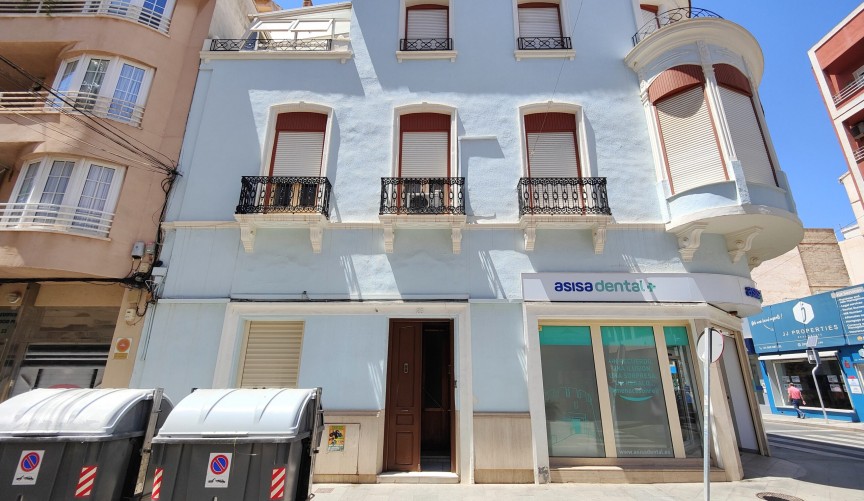 Resale - Apartment -
Torrevieja - Costa Blanca