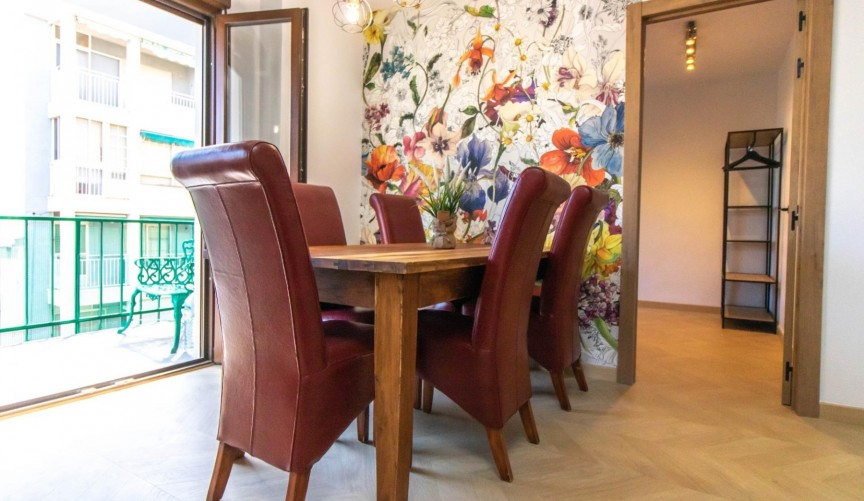 Resale - Apartment -
Torrevieja - Costa Blanca