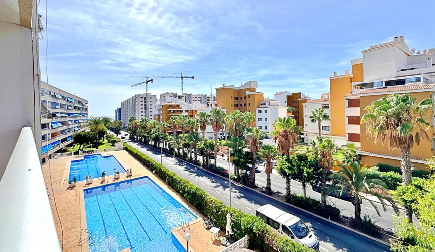 Resale - Apartment -
Torrevieja - Costa Blanca
