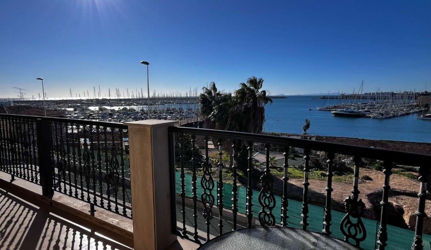 Resale - Apartment -
Torrevieja - Costa Blanca
