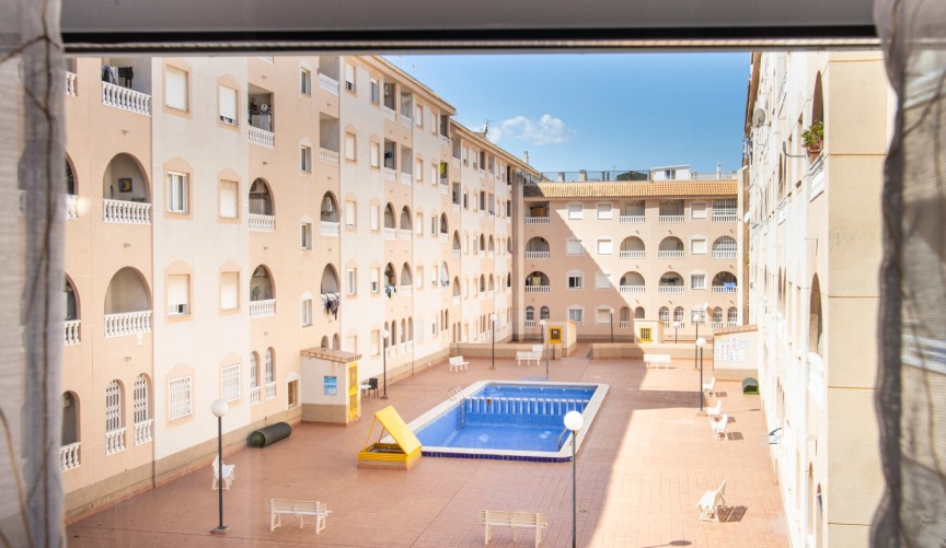 Resale - Apartment -
Torrevieja - Costa Blanca