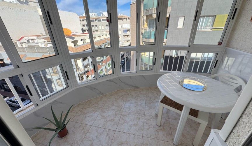 Resale - Apartment -
Torrevieja - Costa Blanca