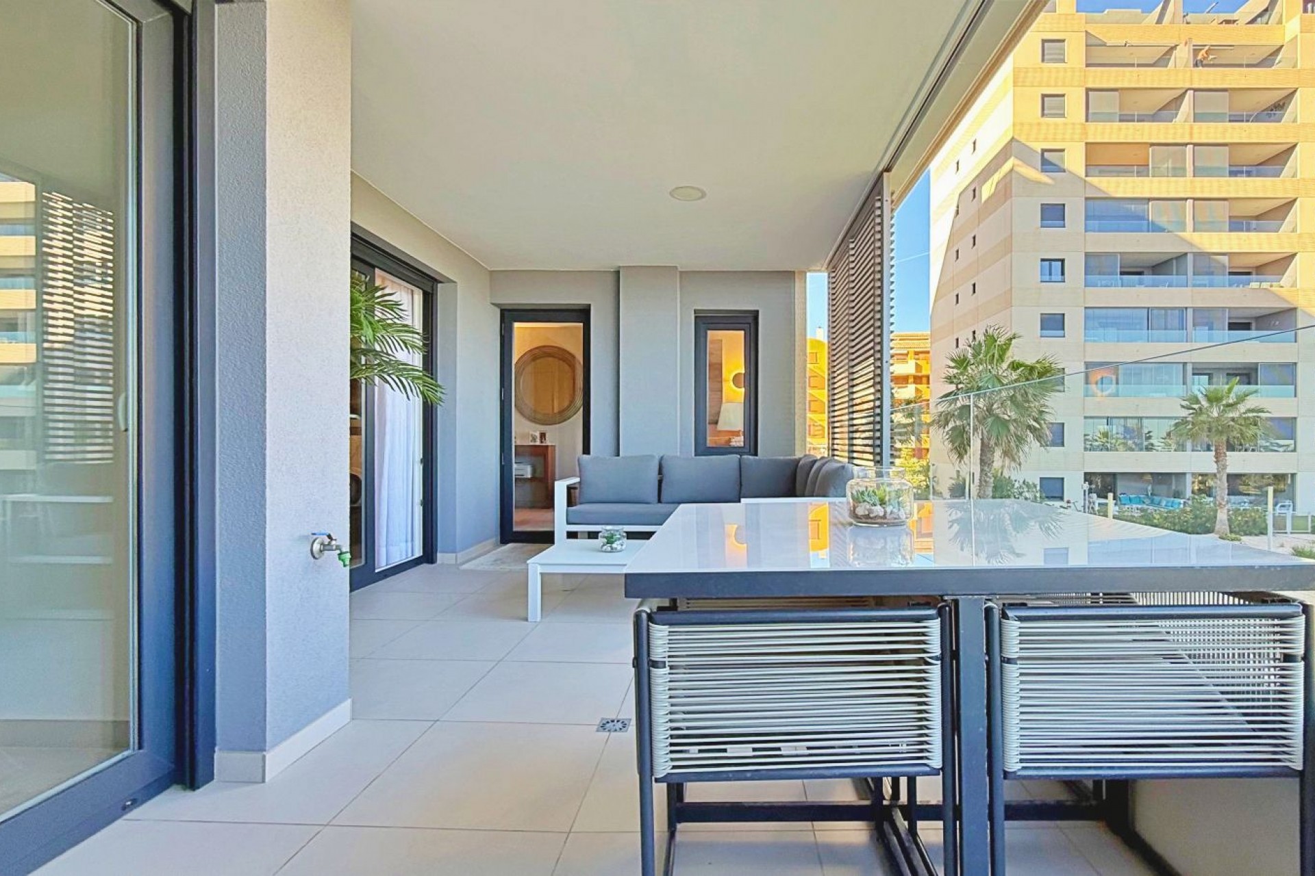 Resale - Apartment -
Torrevieja - Costa Blanca