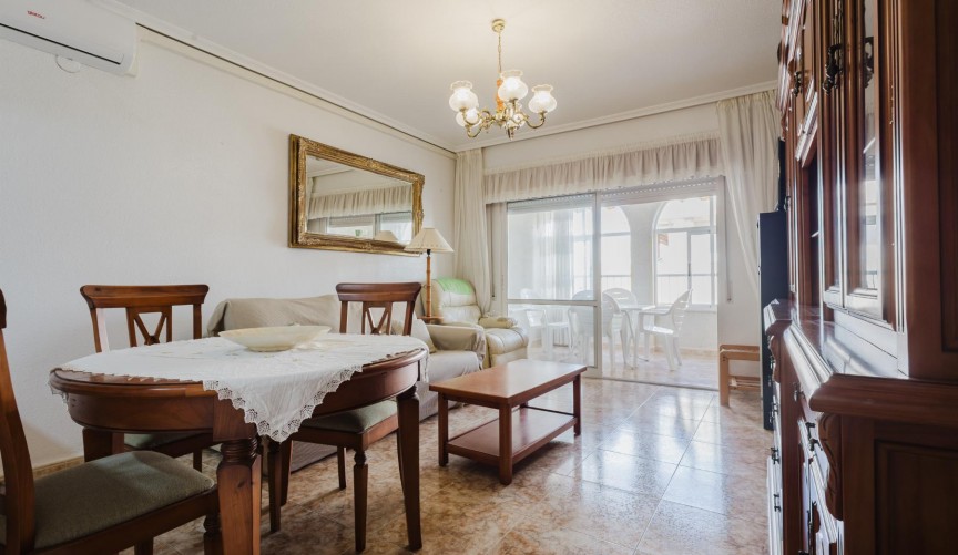 Resale - Apartment -
Torrevieja - Costa Blanca