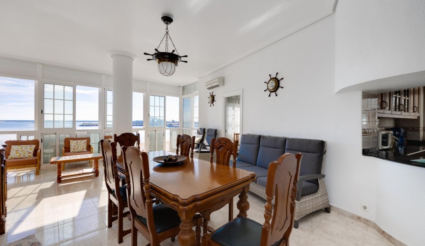 Resale - Apartment -
Torrevieja - Costa Blanca