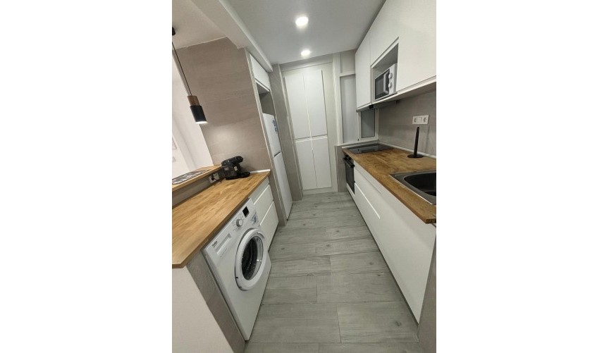 Resale - Apartment -
Torrevieja - Costa Blanca