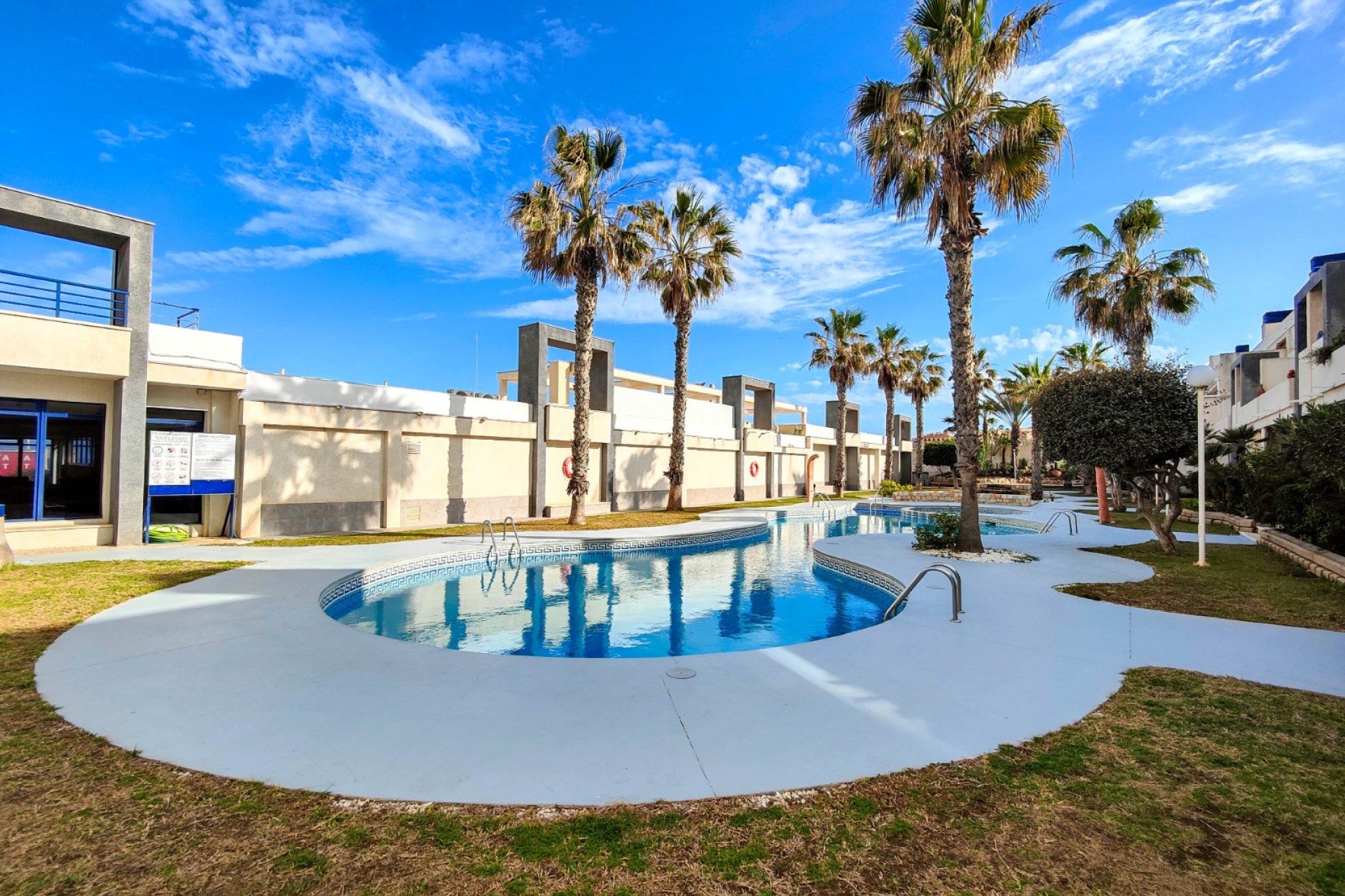 Resale - Apartment -
Torrevieja - Costa Blanca
