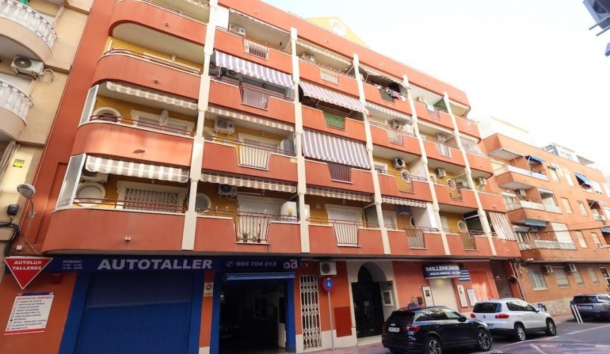 Resale - Apartment -
Torrevieja - Costa Blanca