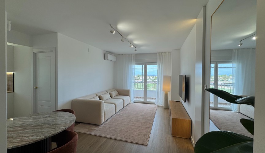 Resale - Apartment -
Torrevieja - Costa Blanca