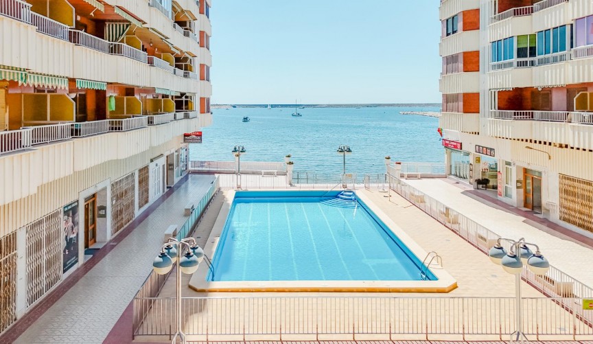 Resale - Apartment -
Torrevieja - Costa Blanca