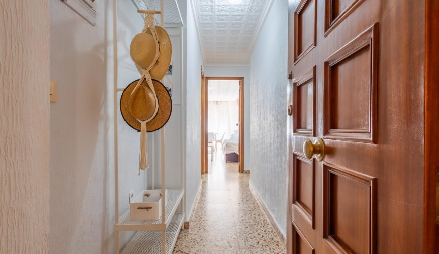 Resale - Apartment -
Torrevieja - Costa Blanca