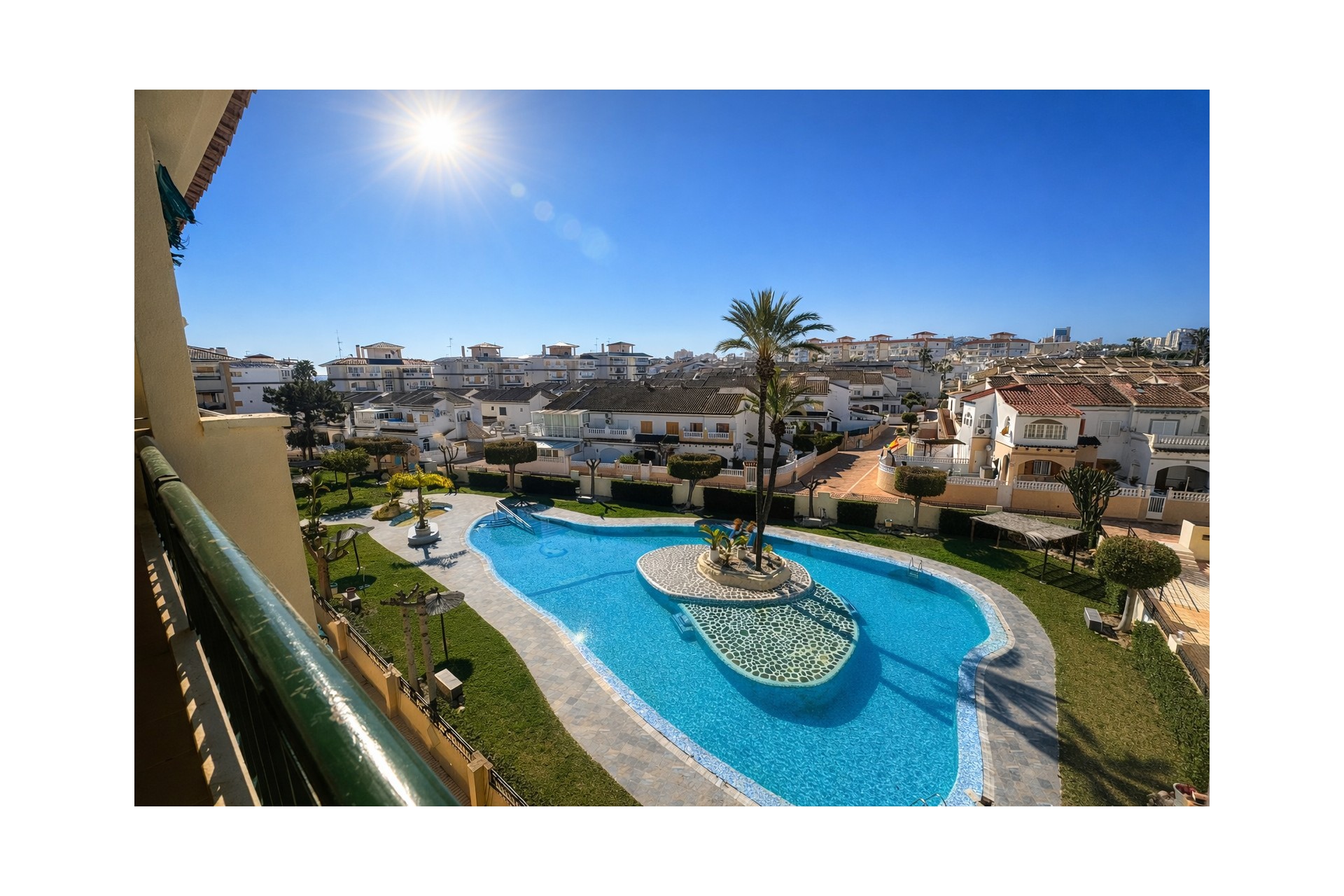 Resale - Apartment -
Torrevieja - Costa Blanca