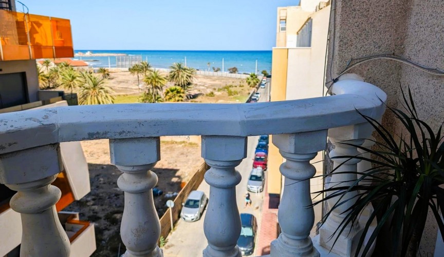 Resale - Apartment -
Torrevieja - Costa Blanca
