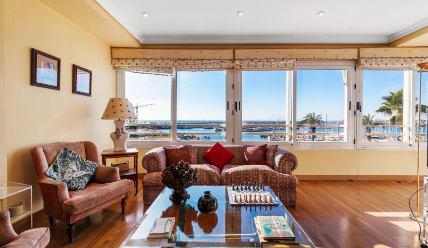 Resale - Apartment -
Torrevieja - Costa Blanca