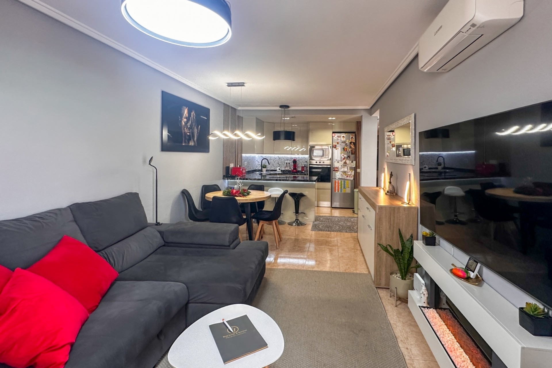 Resale - Apartment -
Torrevieja - Costa Blanca