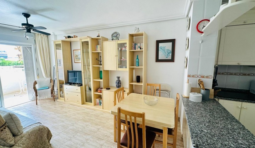 Resale - Apartment -
Torrevieja - Costa Blanca