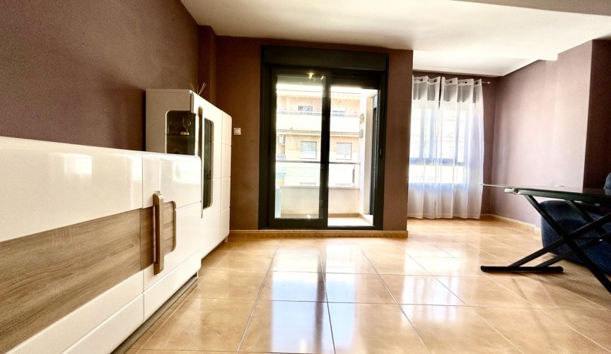 Resale - Apartment -
Torrevieja - Costa Blanca