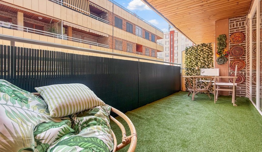 Resale - Apartment -
Torrevieja - Costa Blanca