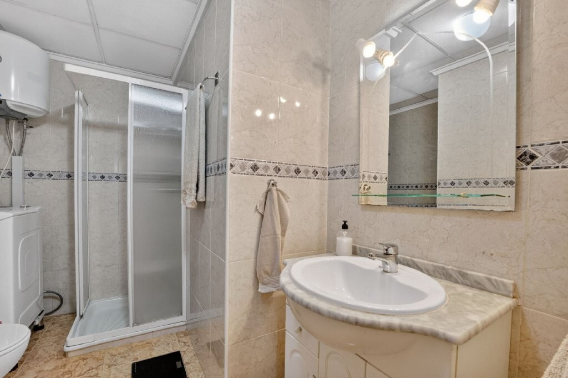 Resale - Apartment -
Torrevieja - Costa Blanca