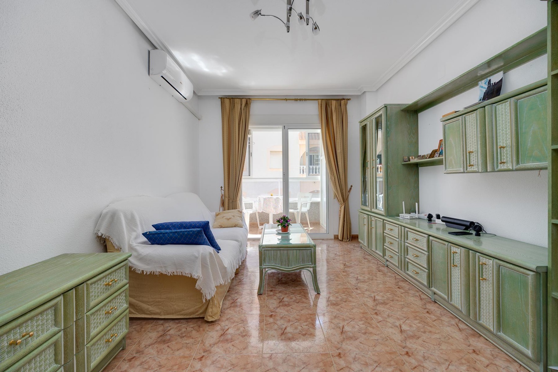 Resale - Apartment -
Torrevieja - Costa Blanca