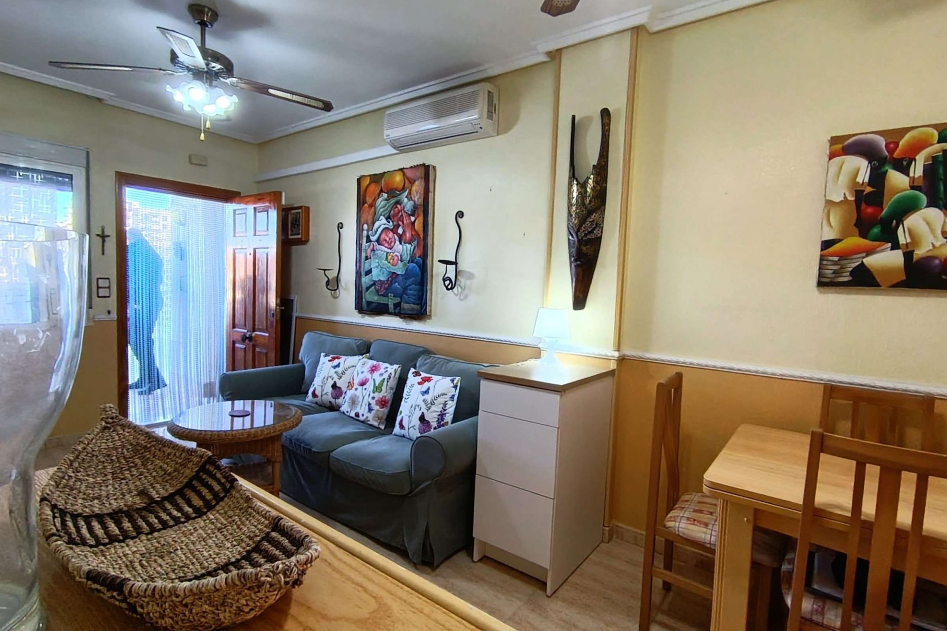 Resale - Apartment -
Torrevieja - Costa Blanca
