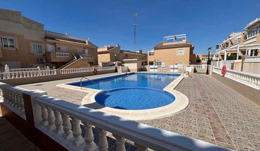 Resale - Apartment -
Torrevieja - Costa Blanca