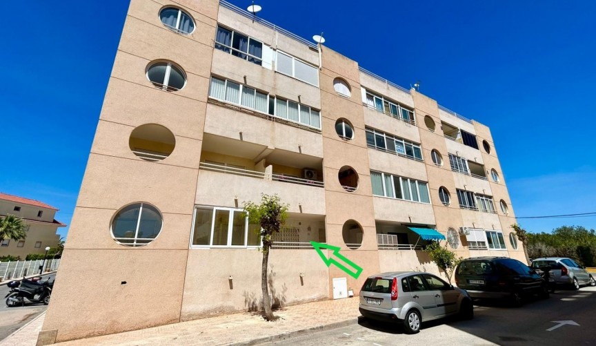 Resale - Apartment -
Torrevieja - Costa Blanca