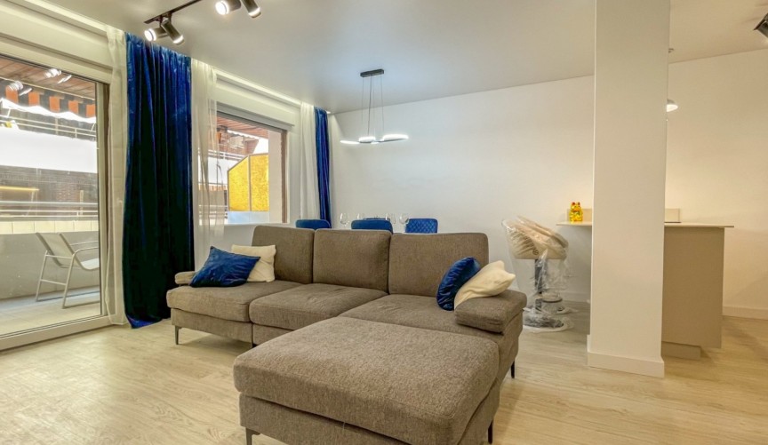 Resale - Apartment -
Torrevieja - Costa Blanca