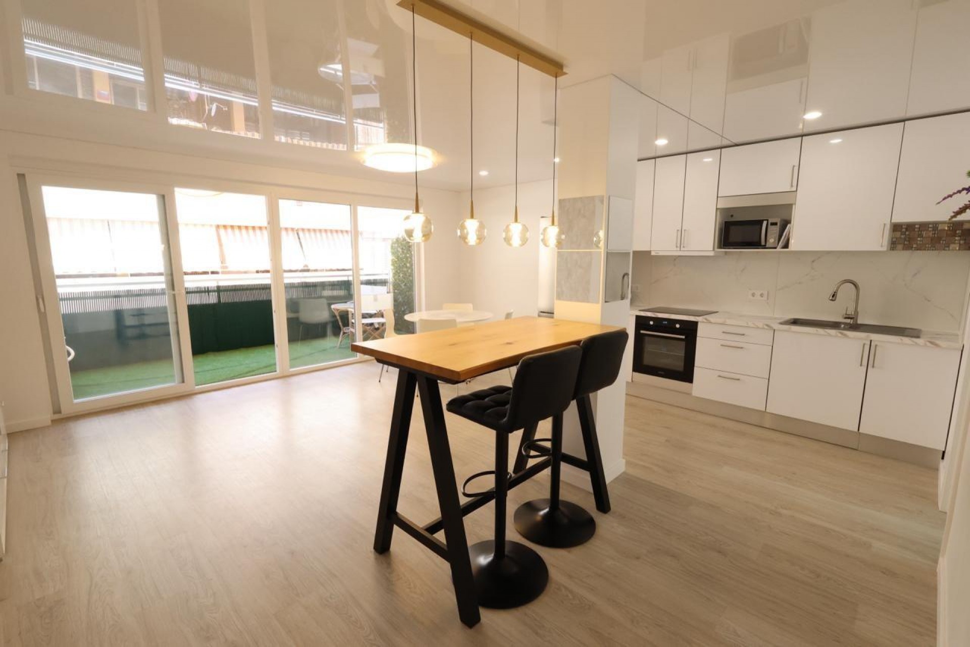 Resale - Apartment -
Torrevieja - Costa Blanca