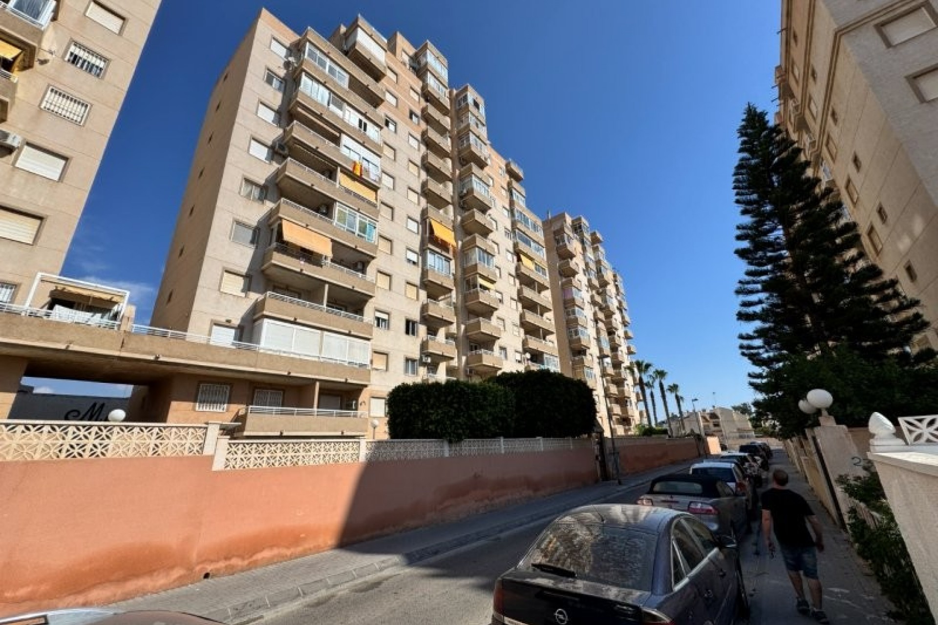 Resale - Apartment -
Torrevieja - Costa Blanca