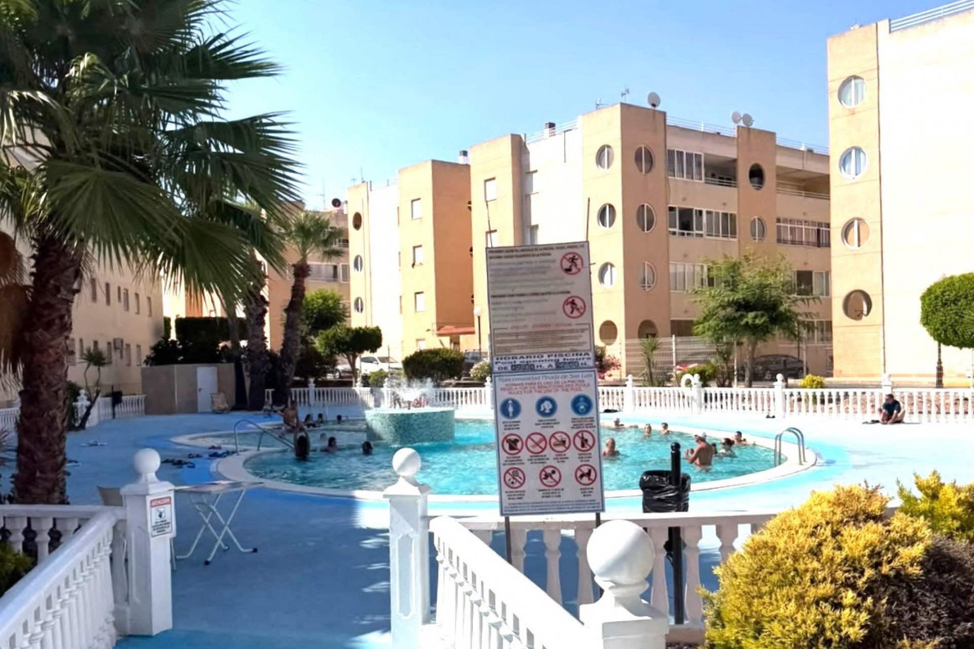 Resale - Apartment -
Torrevieja - Costa Blanca