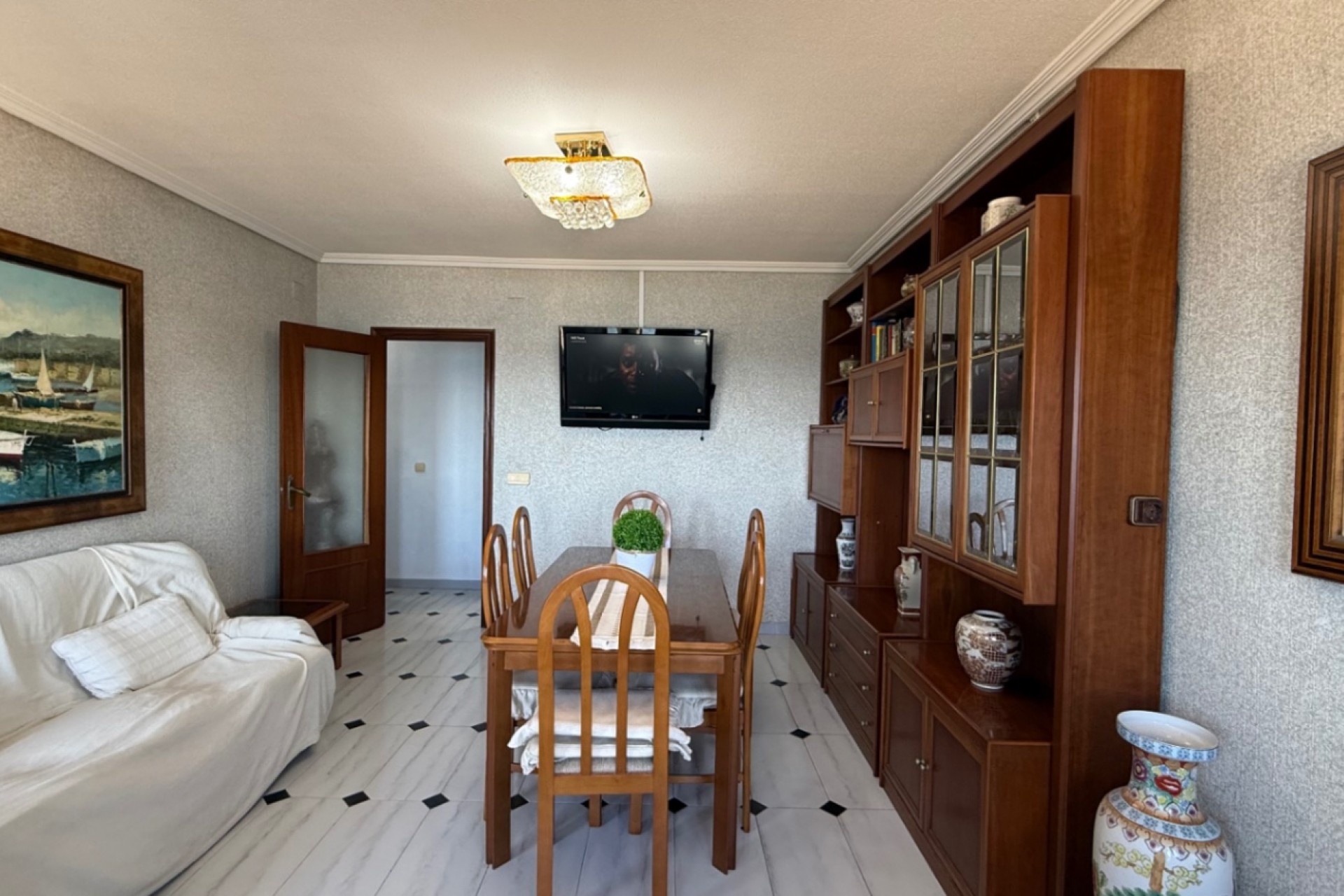 Resale - Apartment -
Torrevieja - Costa Blanca