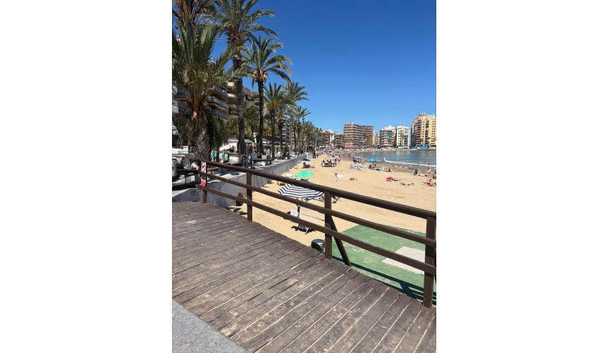 Resale - Apartment -
Torrevieja - Costa Blanca