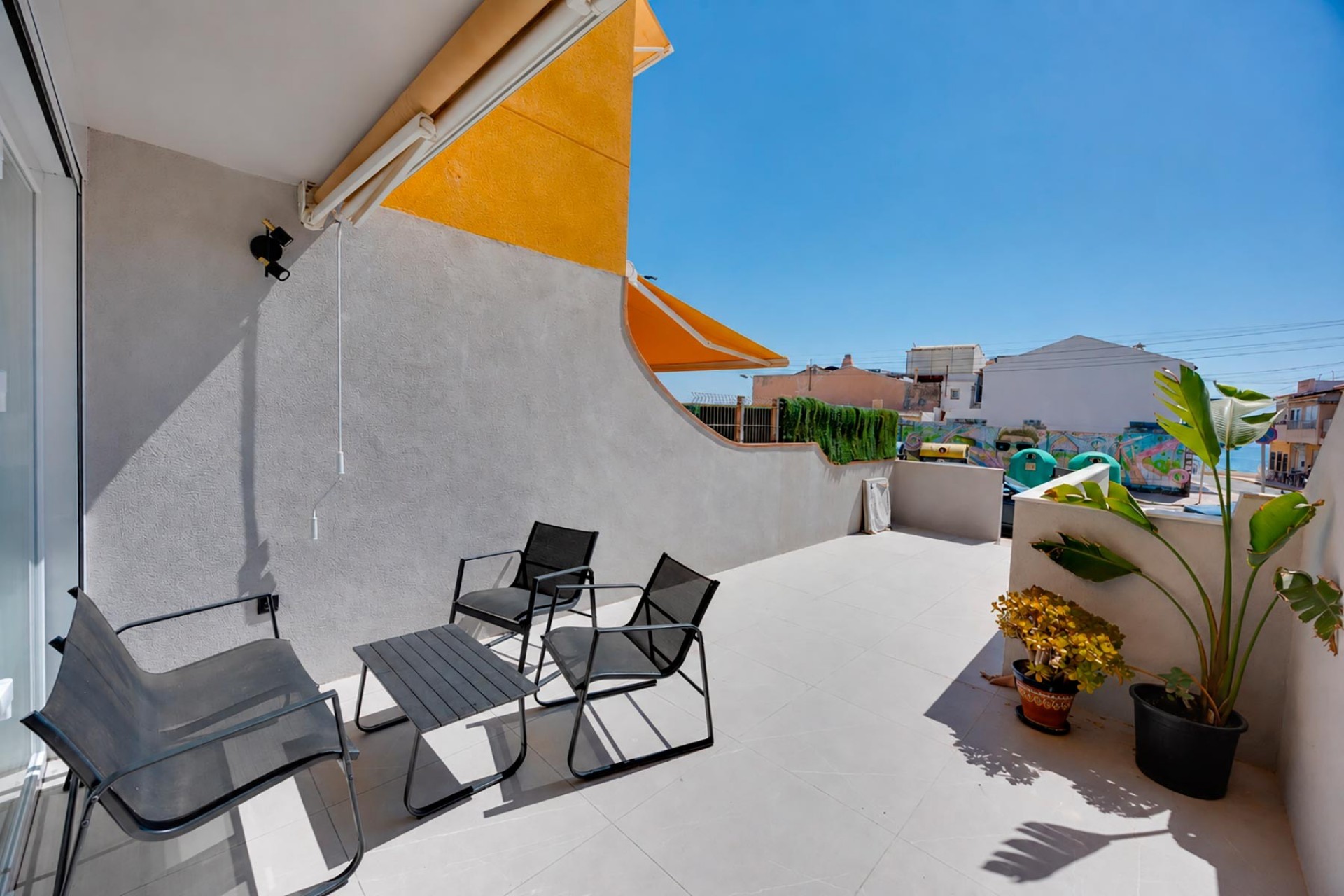 Resale - Apartment -
Torrevieja - Costa Blanca