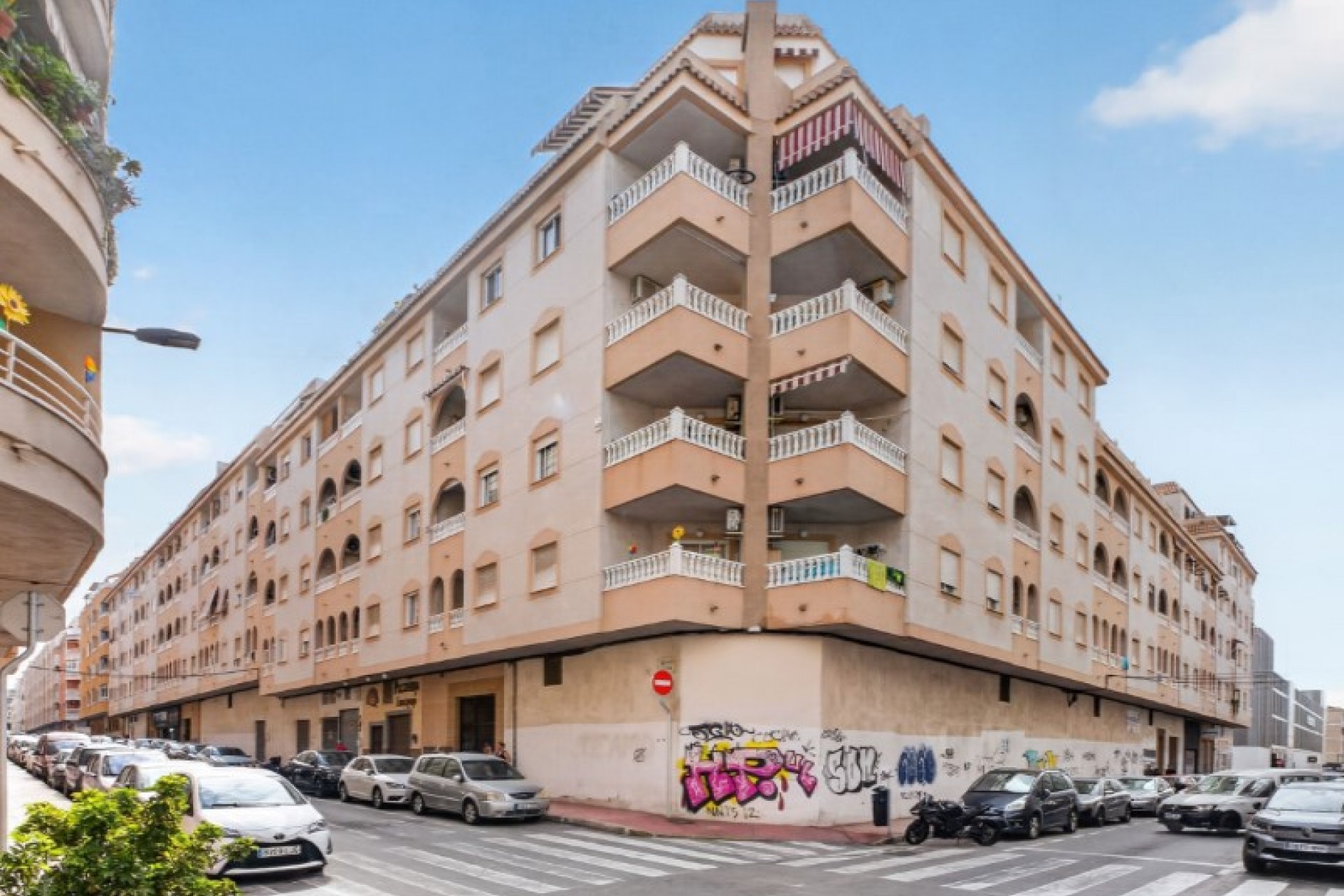 Resale - Apartment -
Torrevieja - Costa Blanca