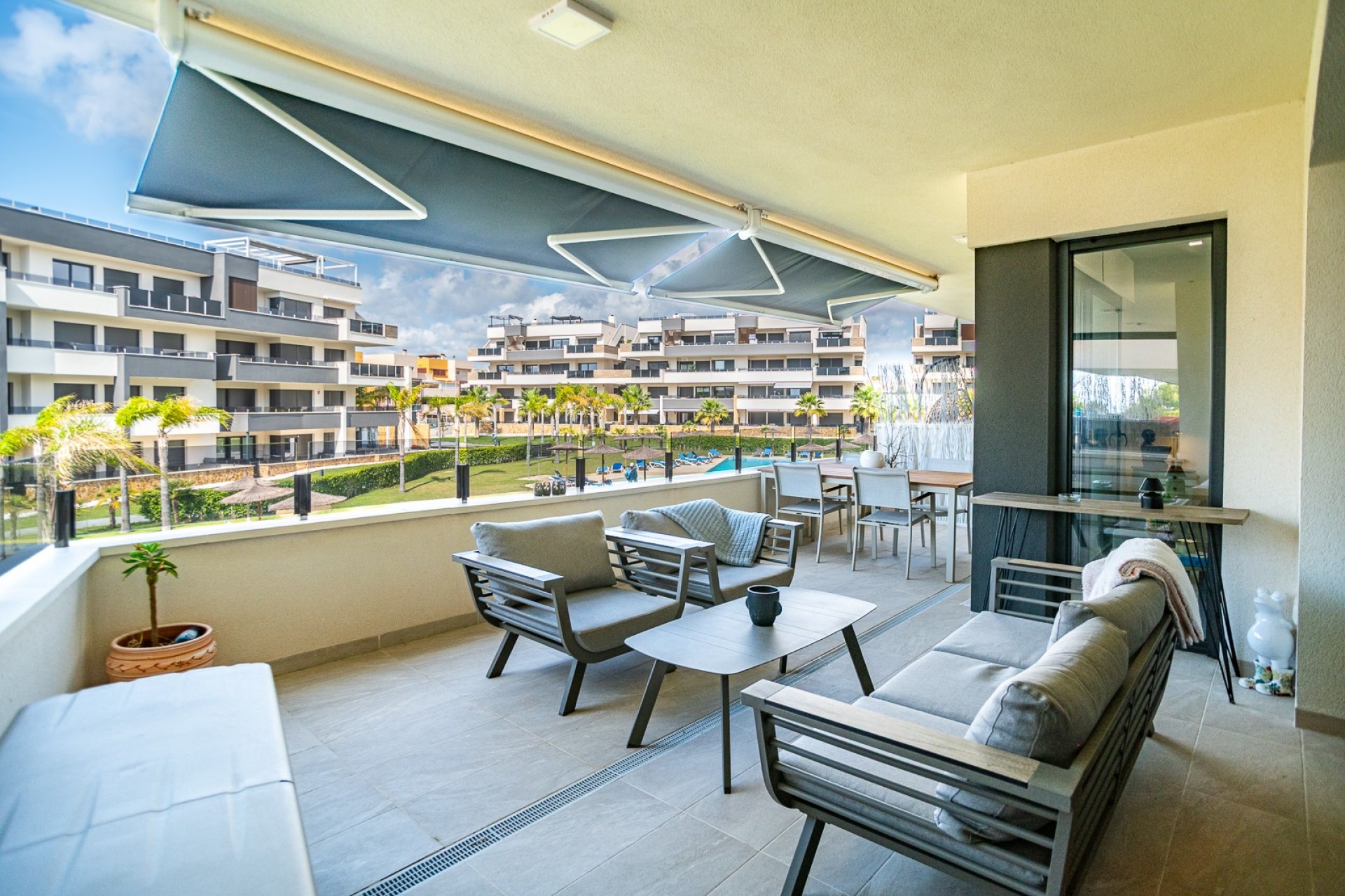 Resale - Apartment -
Torrevieja - Costa Blanca