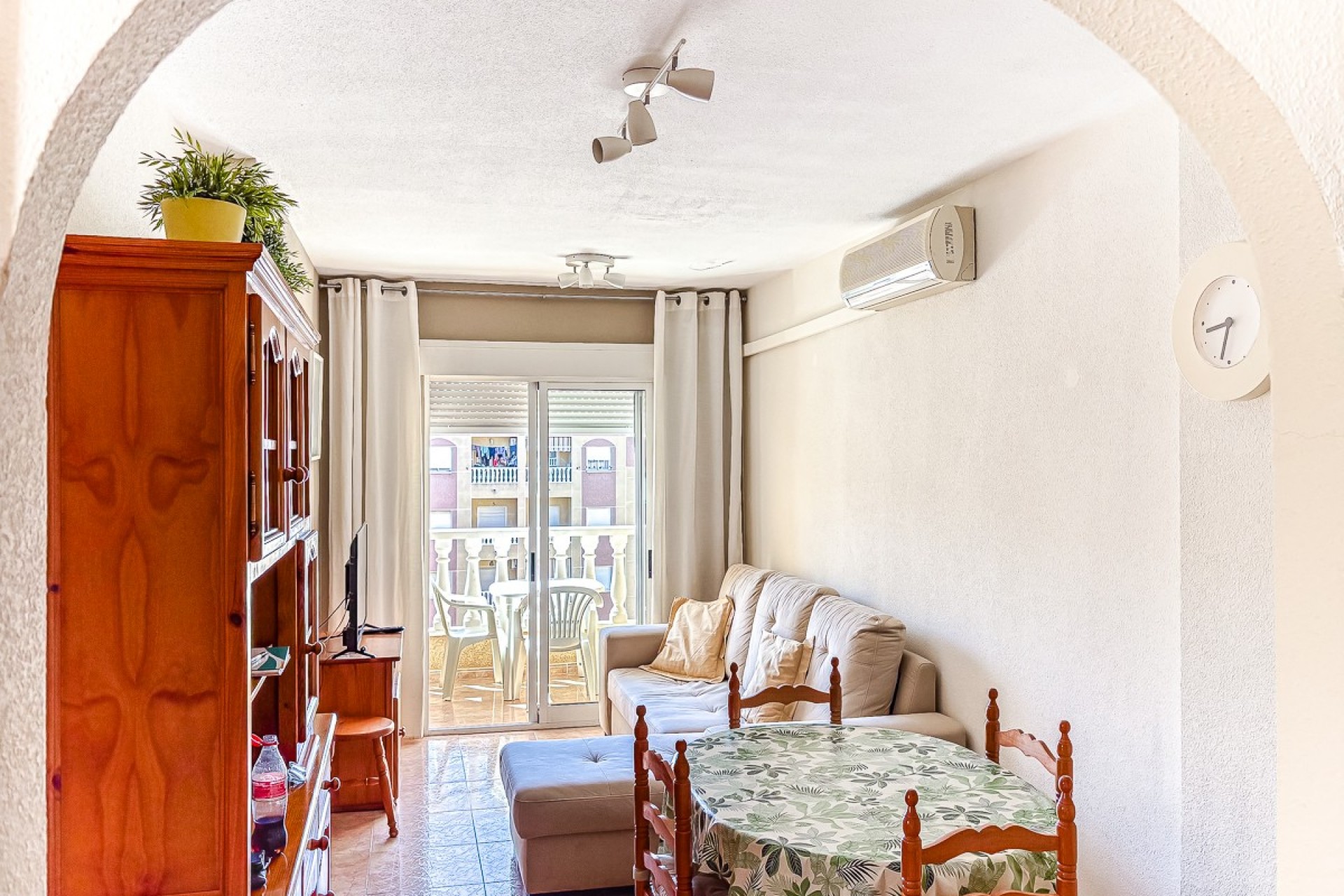 Resale - Apartment -
Torrevieja - Costa Blanca