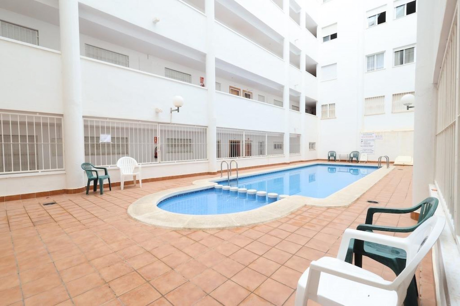 Resale - Apartment -
Torrevieja - Costa Blanca
