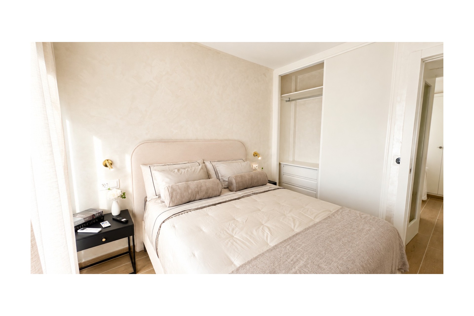 Resale - Apartment -
Torrevieja - Costa Blanca