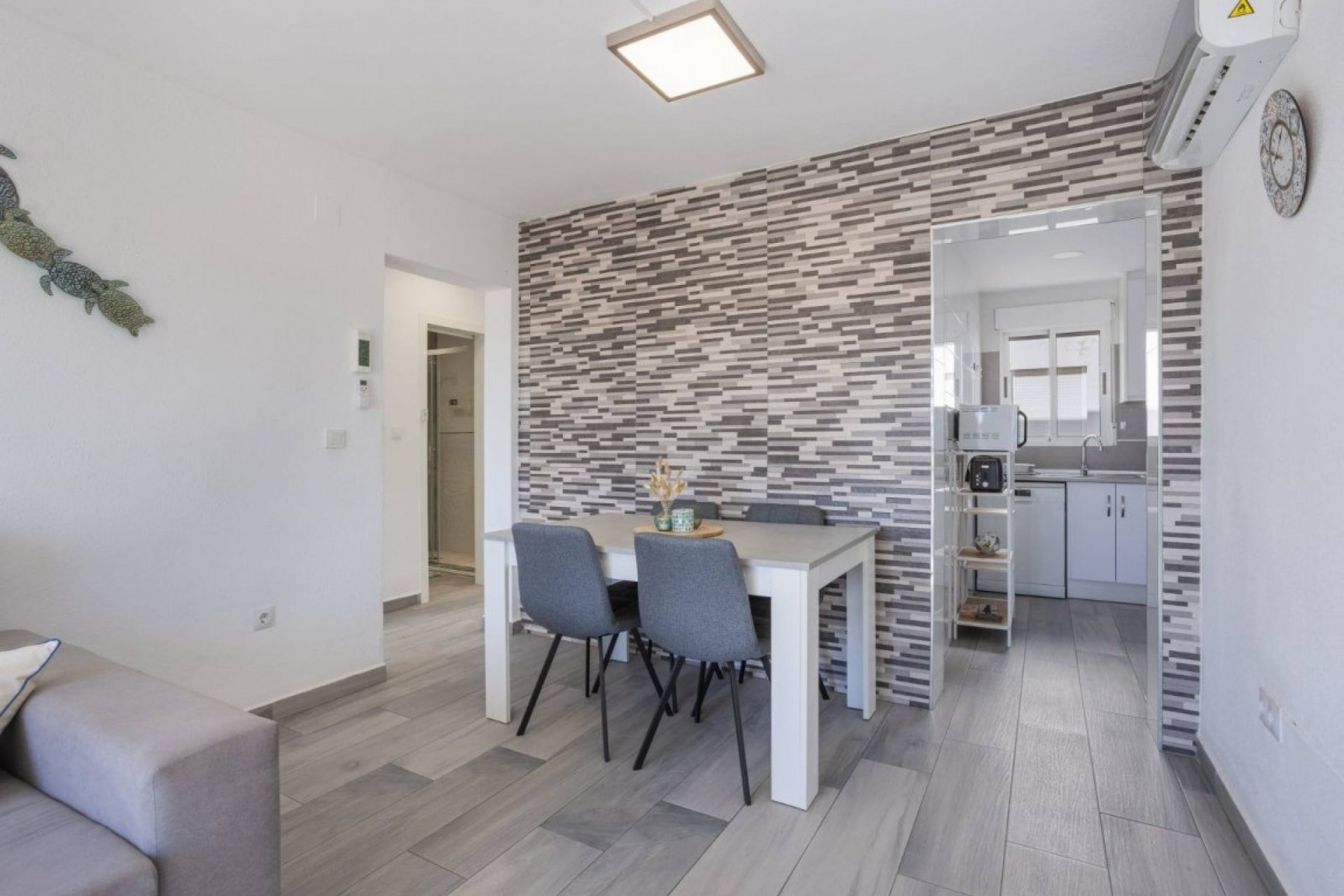 Resale - Apartment -
Torrevieja - Costa Blanca