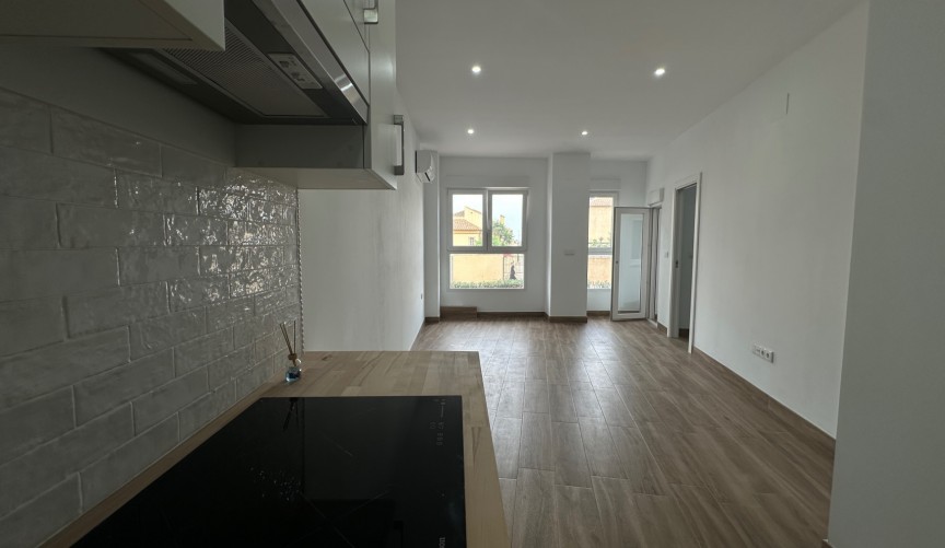 Resale - Apartment -
Torrevieja - Costa Blanca