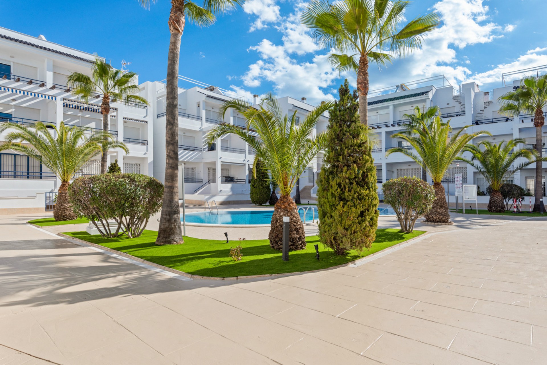 Resale - Apartment -
Torrevieja - Costa Blanca
