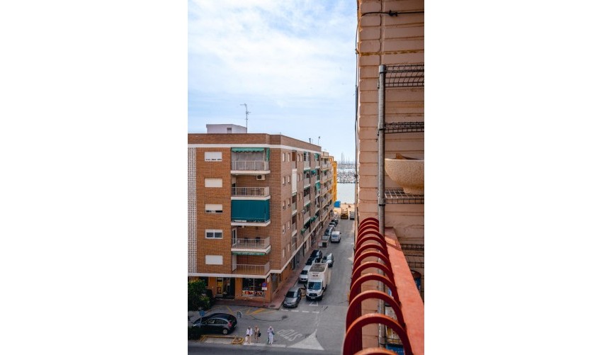 Resale - Apartment -
Torrevieja - El Acequión - Los Náufragos