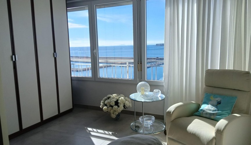 Resale - Apartment -
Torrevieja - El Acequión - Los Náufragos