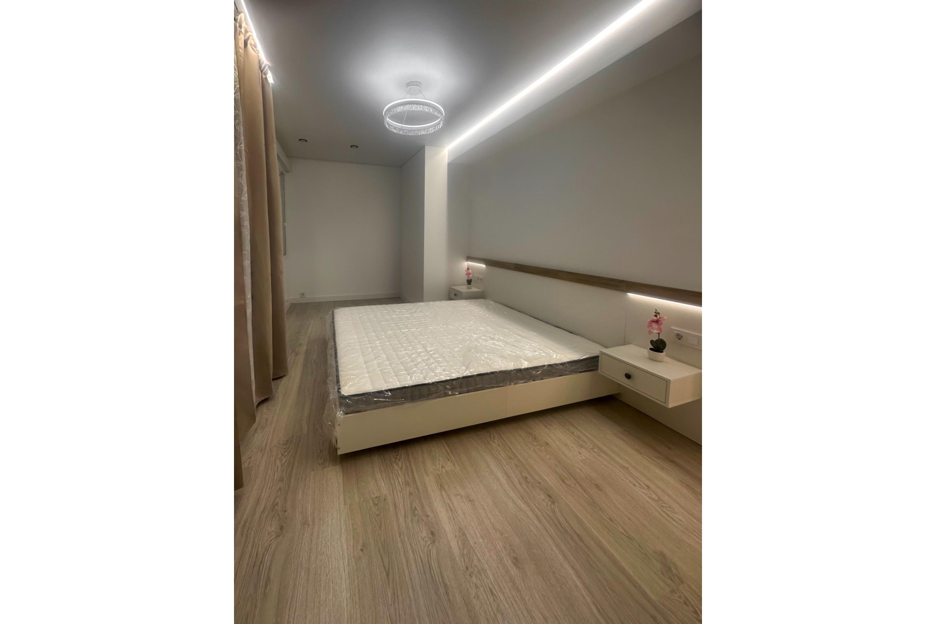 Resale - Apartment -
Torrevieja - El Acequión - Los Náufragos