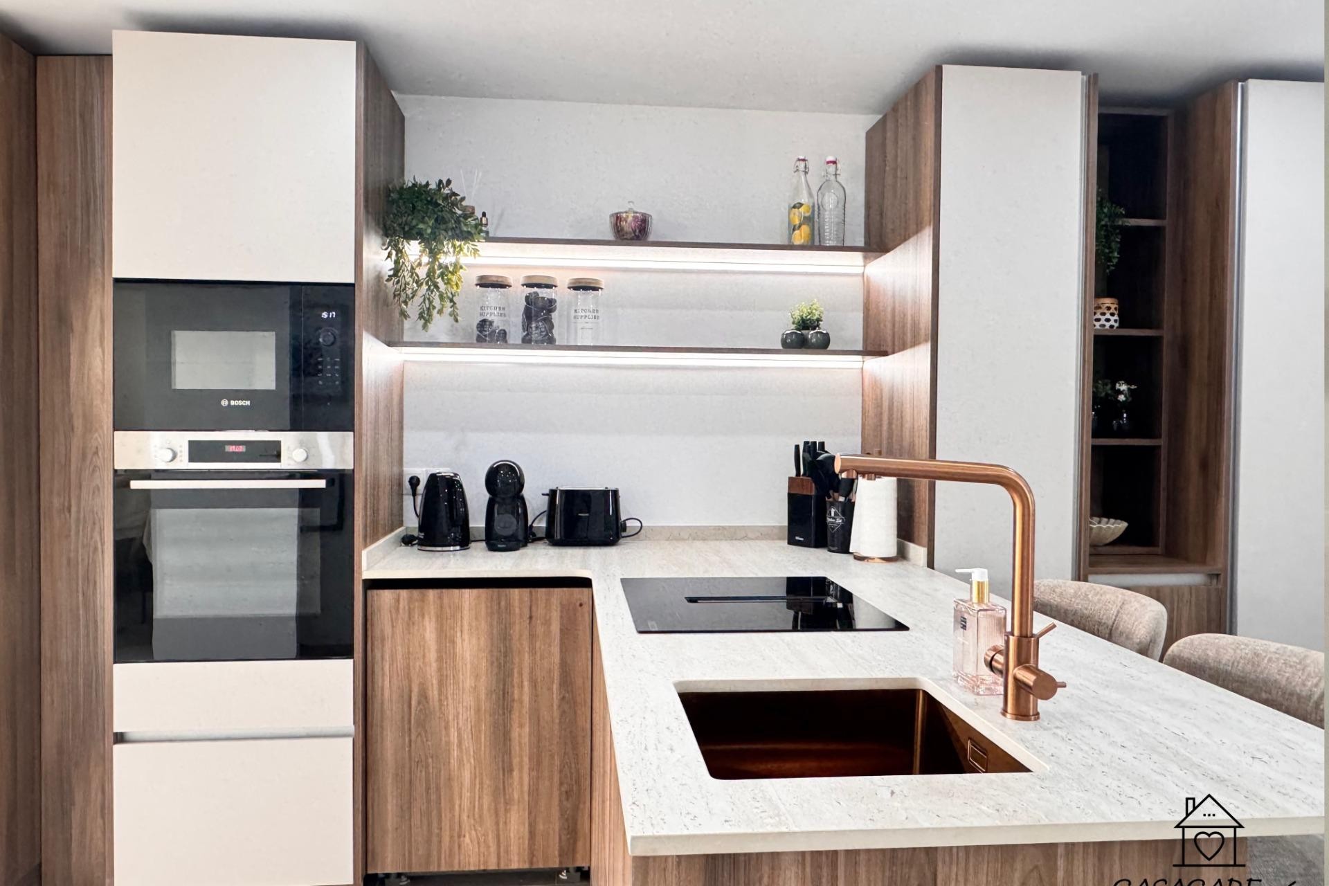 Resale - Apartment -
Torrevieja - El Acequión - Los Náufragos