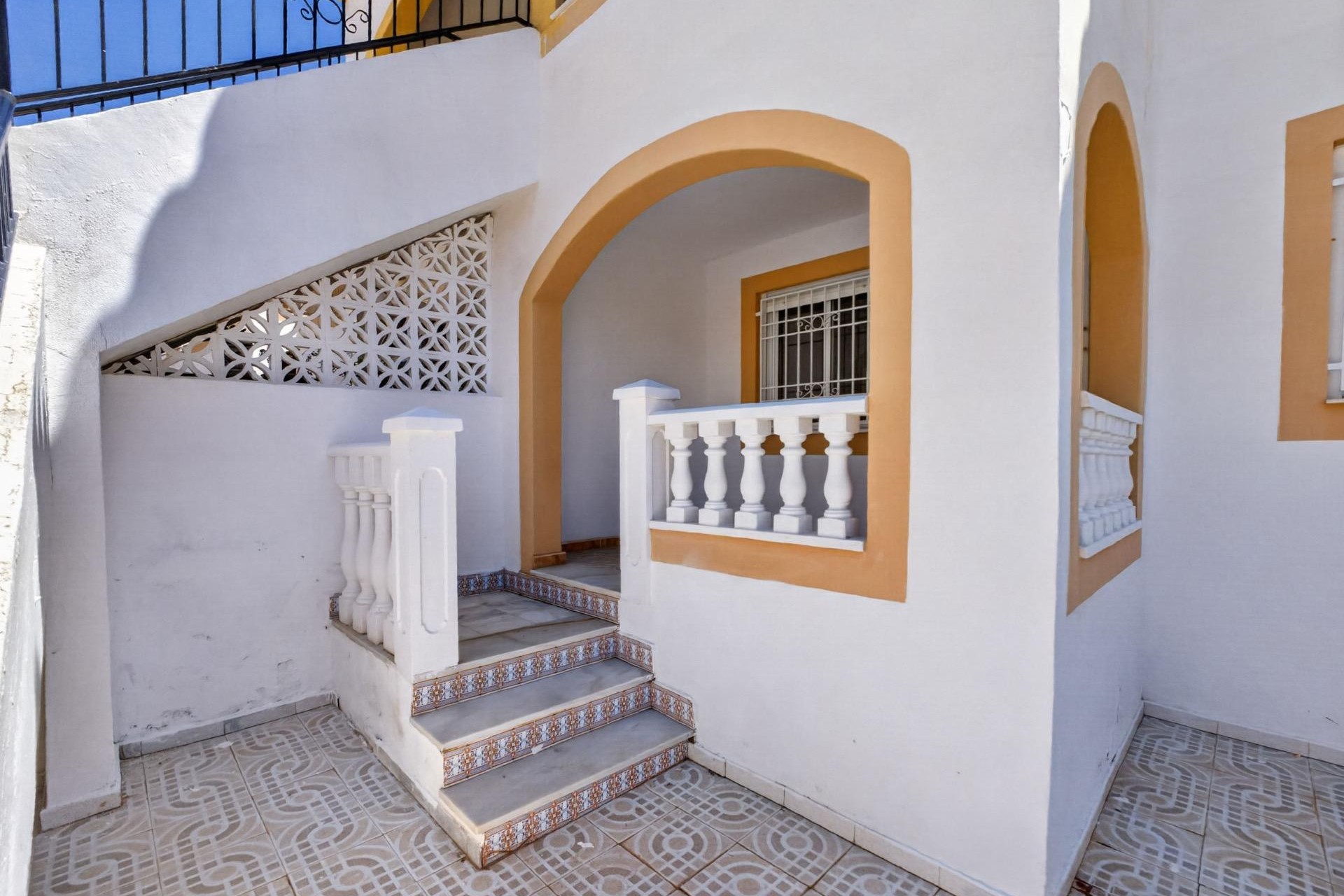 Resale - Apartment -
Torrevieja - El Limonar